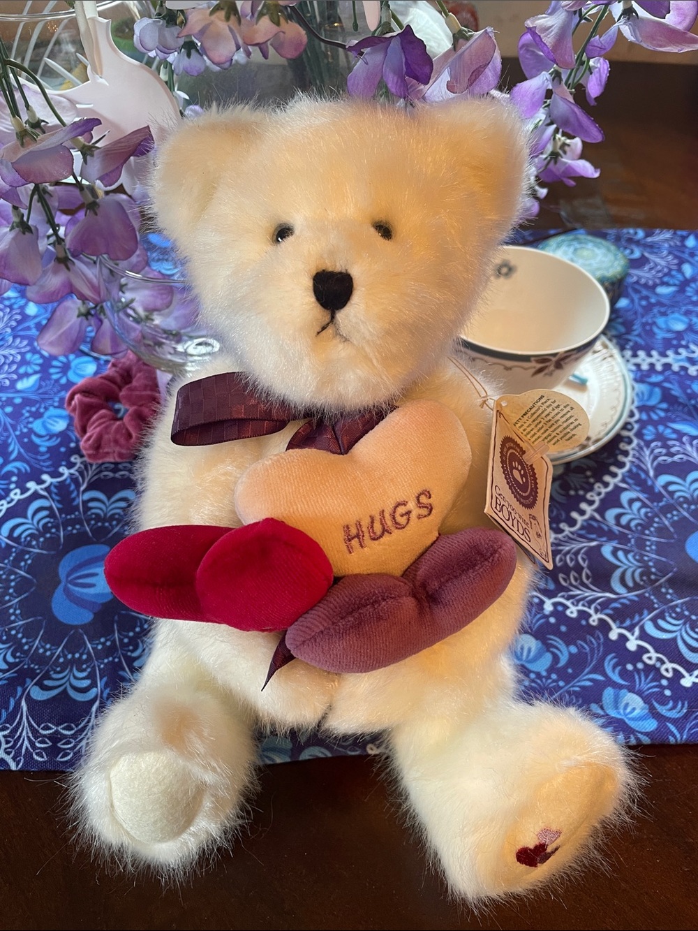 Oliver Bearlove Boyd’s Bear Valentine